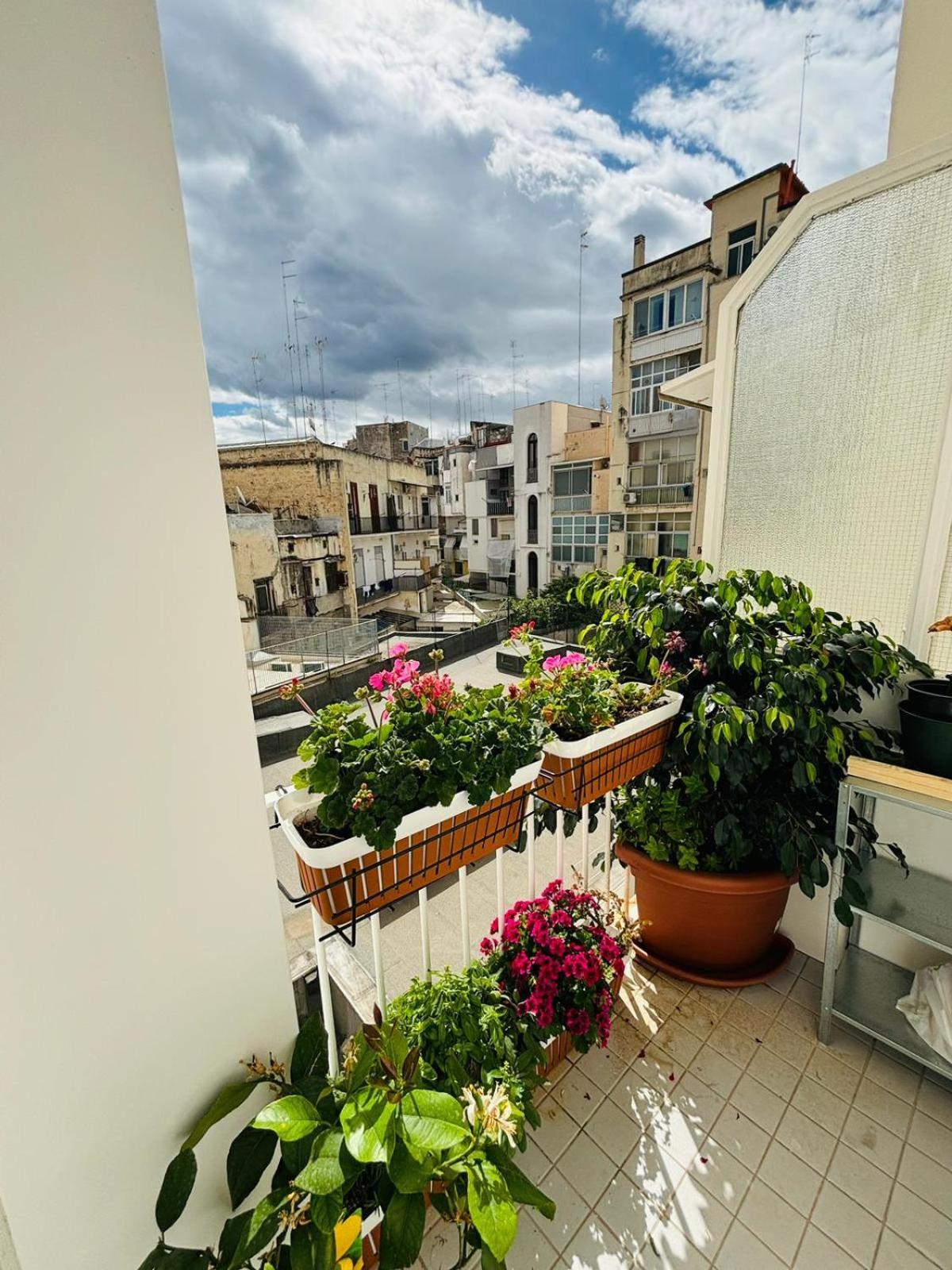 4 Seasons Signorile Apartman Bari Kültér fotó