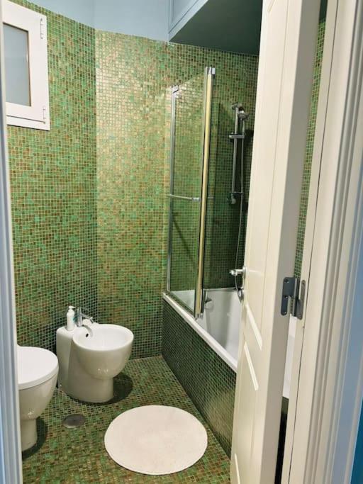 4 Seasons Signorile Apartman Bari Kültér fotó